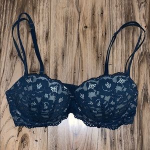 PINK Victoria’s Secret lined demi bra